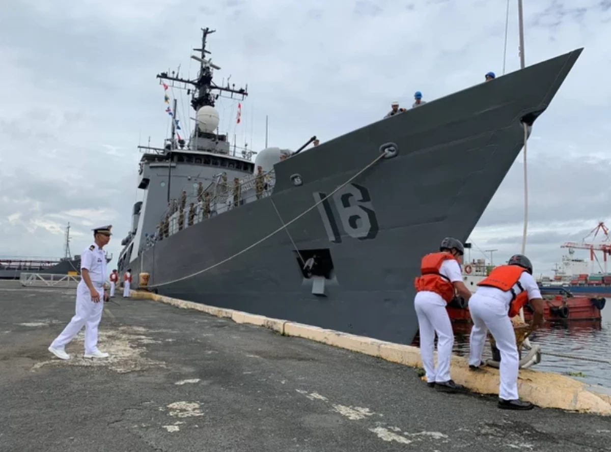 Władze Chin i Filipin oskarżyły się wzajemnie o celowe doprowadzenie do dzisiejszego zderzenia okrętów straży przybrzeżnej na Morzu Południowochińskim. To już piąta kolizja w pobliżu Ławicy Sabina w tym miesiącu.