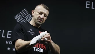 Adamek się wściekł, "Don Kasjo" krzyczał "dawaj". Gwizdy z trybun, gorąco na Fame MMA