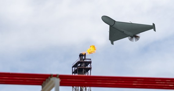 158 ukraińskich dronów miały strącić w niedzielę nad swoim terytorium rosyjskie wojska. Jak podali rosyjscy urzędnicy, Ukraina zaatakowała w nocy rafinerię w Moskwie i elektrownie m.in. w obwodach moskiewskim i twerskim. O sprawie informuje Reuters.