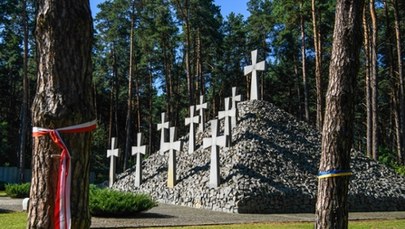 Pożar pod Kijowem. Rosyjska rakieta spadła w pobliżu polskiego cmentarza