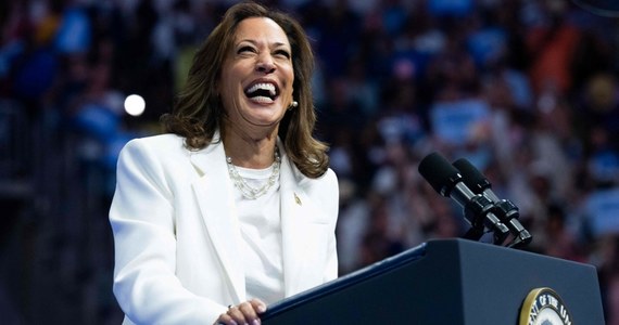 Kamala Harris utrzymuje niewielką przewagę nad Donaldem Trumpem. W niedzielę ABC News opublikowało wyniki sondażu, który może cieszyć demokratów.