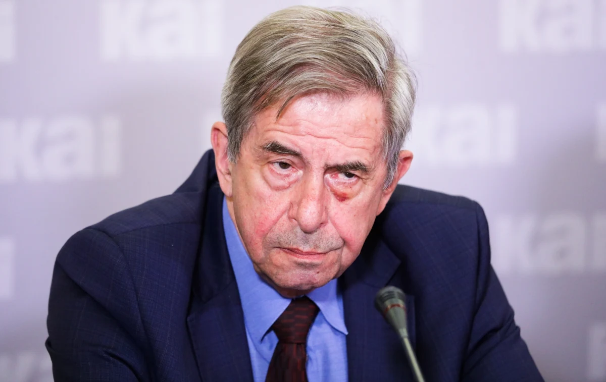 "Wytyczne Ministerstwa Zdrowia dotyczące aborcji podobają mi się - delikatnie rzecz mówiąc - średnio. One nie uwzględniają odpowiedzi na bardzo istotne pytanie - jaki jest status płodu. Czy to jest rozwijający się człowiek, czy to jest przyszły człowiek" - mówił w Rozmowie o 7:00 w Radiu RMF24 prof. Andrzej Zoll, prawnik z Uniwersytetu Jagiellońskiego