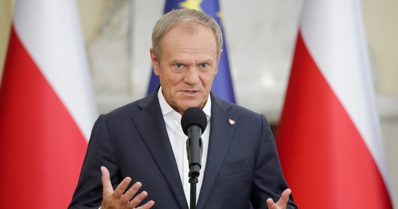 O 25 miliardów więcej i to tylko w 2025 roku trafi do polskich samorządów - powiedział Donald Tusk podczas konferencji prasowej. Jak dodał, w ciągu kolejnych 10 lat samorządy otrzymają nawet o 345 miliardów złotych więcej.