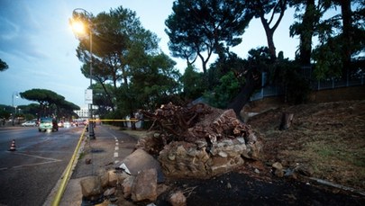 Gwałtowna burza nad Rzymem. Piorun uszkodził Łuk Konstantyna Wielkiego 