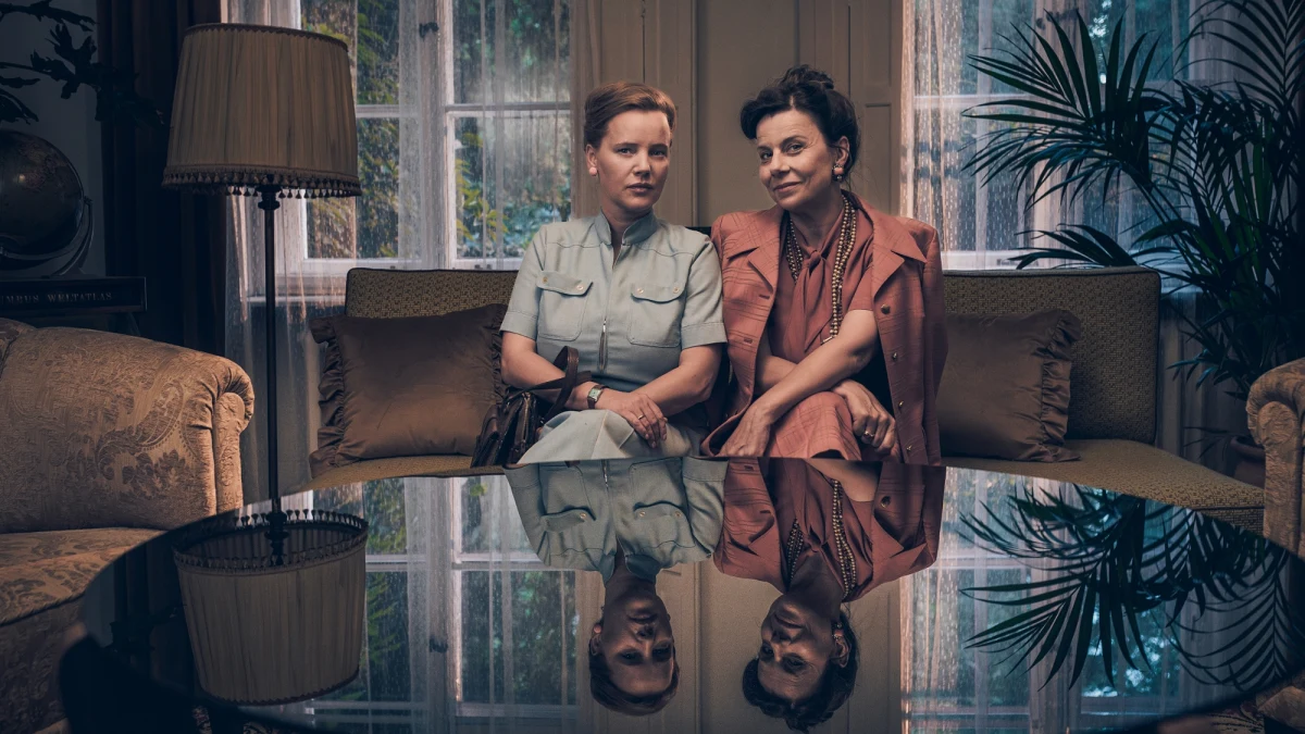 Maciej Pieprzyca - reżyser takich filmów jak "Jestem mordercą" czy "Ikar. Legenda Mietka Kosza" - pracuje nad serialem "Ołowiane dzieci". Produkcja przypomni historię epidemii ołowicy, która w latach 70. dotknęła dzieci z katowickich Szopienic. W rolę lekarki, która odkryła ten problem, wciela się Joanna Kulig. 