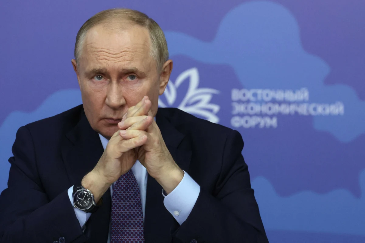 Dotychczas było wiadomo, że Władimir Putin ma dwie córki - Marię i Katerinę. Okazuje się jednak, że nie są one jedynymi dziećmi prezydenta Rosji. Założone przez Michaiła Chodorkowskiego analityczne Centrum Dossier ujawniło, że rosyjski przywódca jest też ojcem dwóch chłopców w wieku 9 i 4 lat.