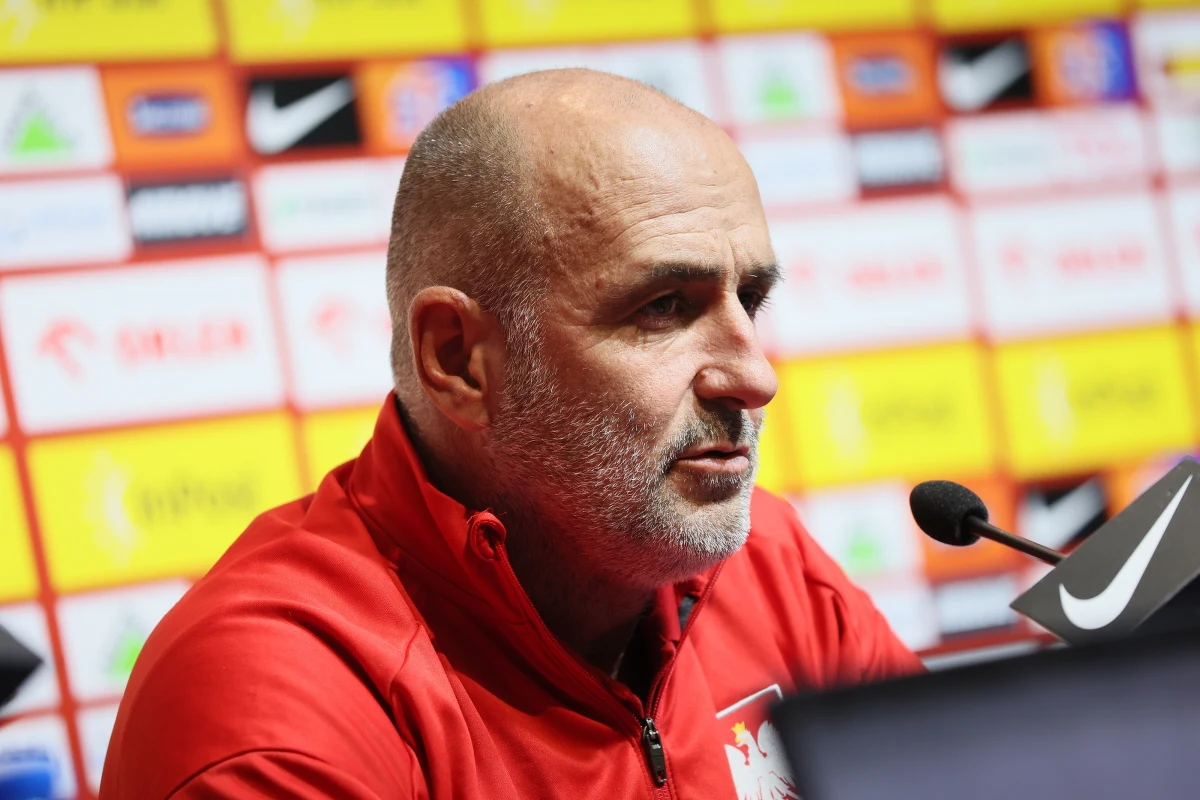 "Decyzje jeśli chodzi o bramkarzy mamy podjęte, ale dopiero jutro podamy skład" - powiedział selekcjoner Michał Probierz na przedmeczowej konferencji prasowej w Glasgow. W czwartek mecz Szkocja - Polska na inaugurację Ligi Narodów.