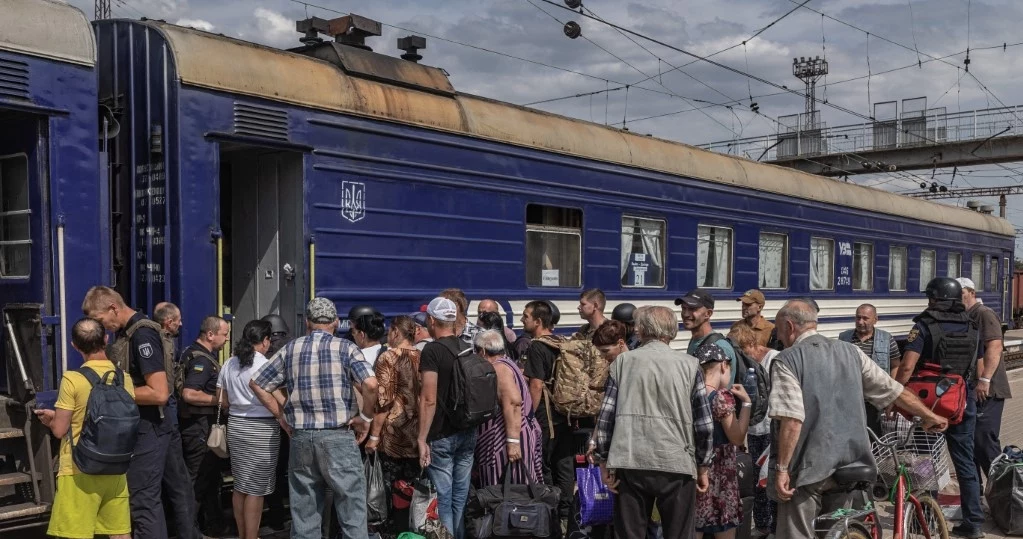 Ukraińcy z Pokrowska nie mogą ewakuować się pociągami