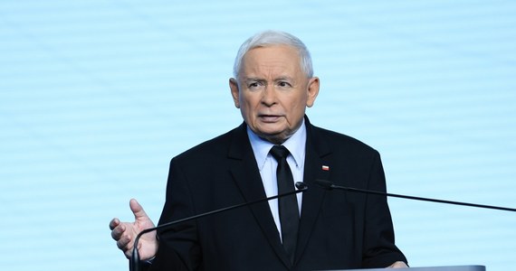 Prezes PiS Jarosław Kaczyński zapowiedział na 14 września demonstrację przed Ministerstwem Sprawiedliwości "przeciwko łamaniu prawa". Wg niego doszło do "ataku na Marsz Niepodległości", a przeszukania w związku ze śledztwem dot. wydarzeń z marszu w 2018 r.  to próba doprowadzenia do "delegalizacji marszu".