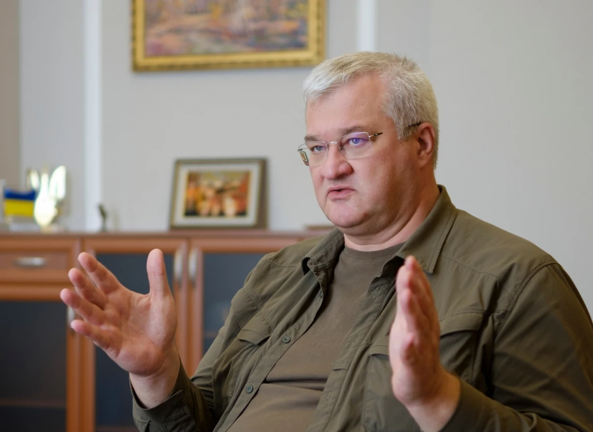 Nowym ministrem spraw zagranicznych Ukrainy został Andrij Sybiha. 49-latek pracował m.in. jako dyplomata w Polsce i bardzo dobrze zna nasz język. Kandydaturę następcy Dmytra Kułeby poparło w czwartek 258 deputowanych ukraińskiej Rady Najwyższej.