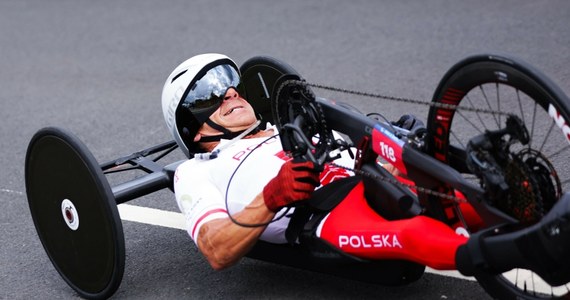 Rafał Wilk zdobył brązowy medal w wyścigu kolarskim ze startu wspólnego (H4) podczas igrzysk paralimpijskich. To już kolejny medal Polaków na paryskiej imprezie.