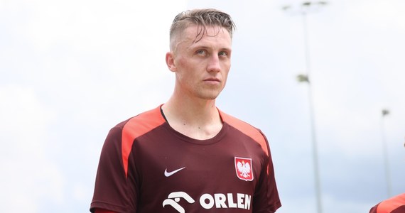 Michał Probierz ogłosił skład reprezentacji Polski na wyjazdowy mecz ze Szkocją w ramach 1. kolejki najwyższej dywizji Ligi Narodów. Selekcjoner postawił m.in. na Marcina Bułkę i Kacpra Urbańskiego, z kolei w ataku wystąpią Robert Lewandowski i Krzysztof Piątek. Początek spotkania w Glasgow o godz. 20:45.