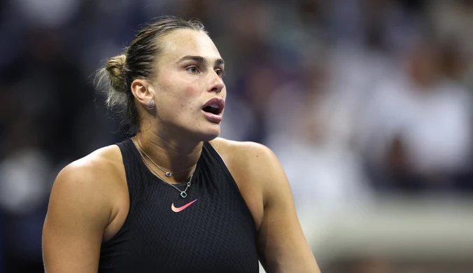 Aryna Sabalenka serwowała po finał, wtedy nastąpił zwrot akcji. Rywalka zaskoczyła faworytkę