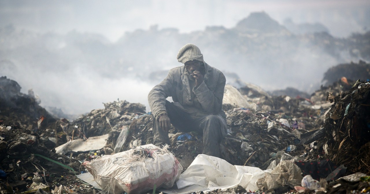 Bakterie kontra emisje metanu z wysypisk. Rewolucyjne rozwiązanie