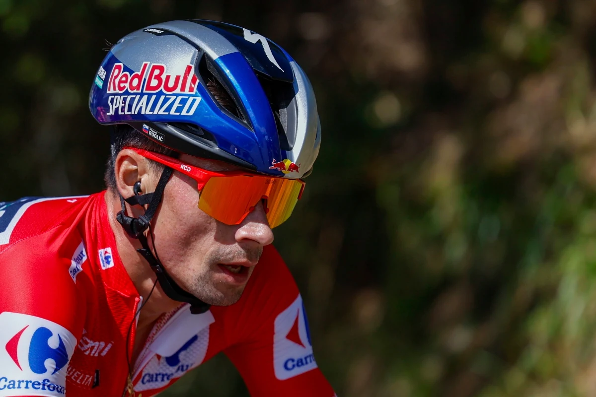 Słoweński kolarz Primoż Roglić z ekipy Red Bull Bora-hansgrohe po raz czwarty zwyciężył w wyścigu kolarskim Vuelta a Espana. Obok niego na podium stanęli Australijczyk Ben O'Connor (Decathlon AG2R La Mondiale) oraz Hiszpan Enric Mas (Movistar).