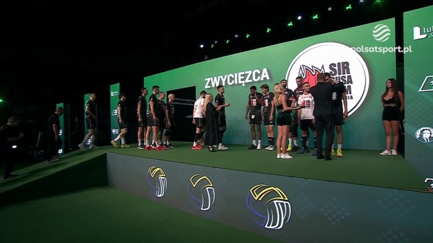 Jastrzębski Węgiel przegrał z Sir Susa Vim Perugia 1:3 w finale turnieju Bogdanka Volley Cup im. Tomasza Wójtowicza. Trzecie miejsce zajęli siatkarze Bogdanki LUK Lublin, którzy pokonali Asseco Resovię 3:0.

