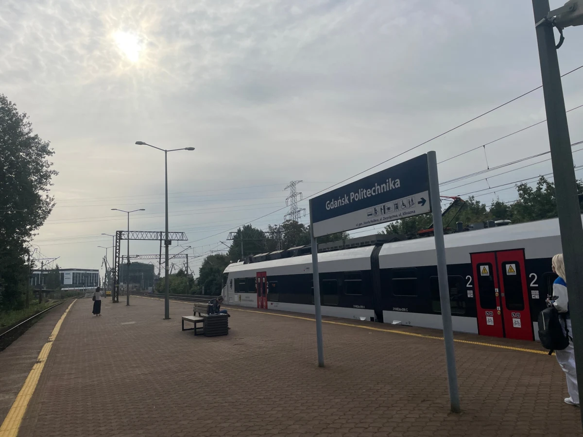 Rozpoczął się remont torów na stacji Gdańsk. Do piątku (13 września) obowiązywać będzie zmieniony rozkład jazdy pociągów SKM.  Będzie mniej kursów pomiędzy stacjami Śródmieście a Politechnika. 