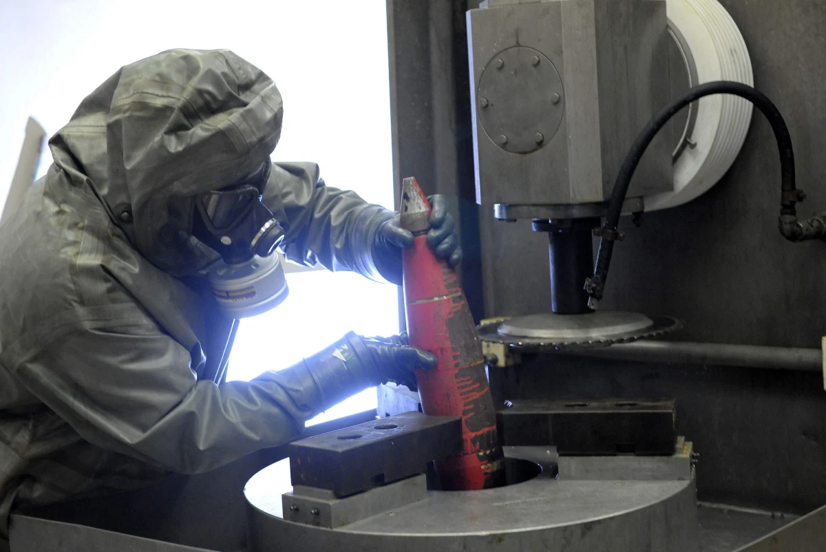 "Wojska rosyjskie tylko w sierpniu prawie 450 razu użyły na frontach wojny przeciw Ukrainie zakazanej konwencjami broni chemicznej. Od początku inwazji odnotowano ponad 4 tys. takich przypadków" - poinformował w poniedziałek Sztab Generalny Sił Zbrojnych Ukrainy. 