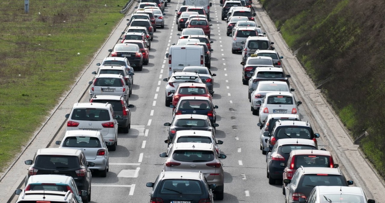 Nowy podatek dla kierowców w Polsce. Wiadomo kto zapłaci, pytanie – ile?