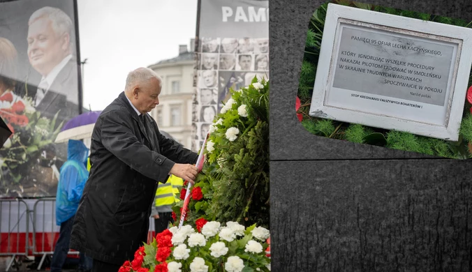 Awantura na miesięcznicy smoleńskiej. Błaszczak starł się z protestującymi 