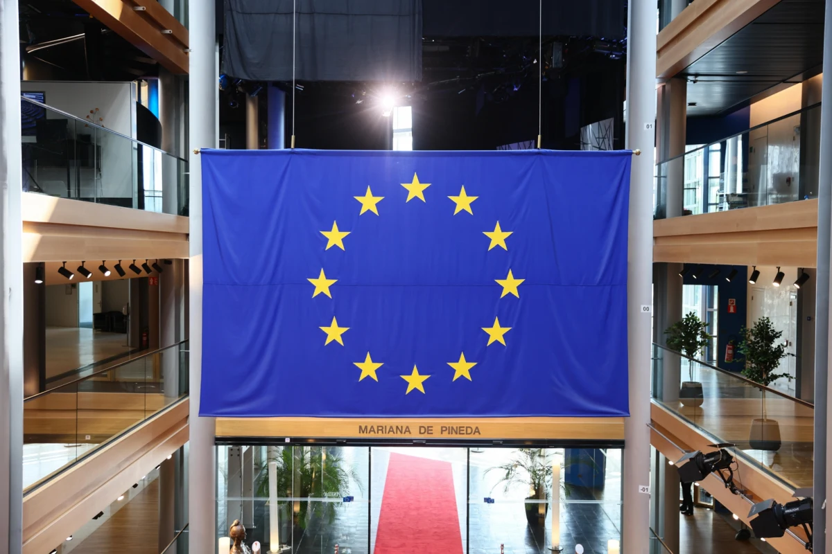 Europejscy Konserwatyści i Reformatorzy, do których należy Prawo i Sprawiedliwość, złożyli wniosek o debatę w Parlamencie Europejskim. Ma ona dotyczyć "drastycznego łamania praworządności” i "stosowania tortur" w Polsce za rządów Donalda Tuska. "PiS robi to, co sam krytykował" – ocenił w rozmowie z brukselską korespondentką RMF FM europoseł Platformy Obywatelskiej Andrzej Halicki.