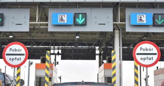 Od dziś za podróż odcinkiem autostrady A2 między Koninem a Nowym Tomyślem zapłacimy więcej. Wprowadzenie nowych stawek spółka Autostrada Wielkopolska tłumaczy m.in. potrzebą remontu, ogromnymi inwestycjami i rosnącymi kosztami utrzymania trasy. 