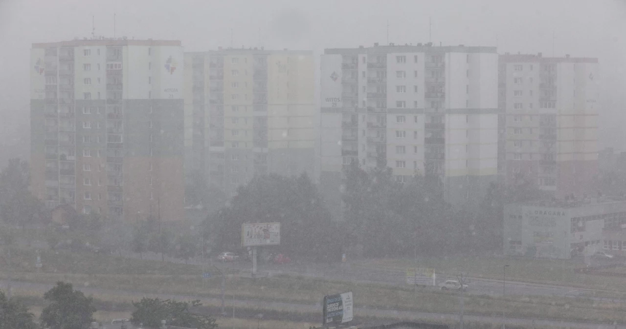 W nocy ze środy na czwartek na południowym zachodzie Polski pojawią się potężne ulewy. Wydano alerty IMGW trzech stopni dla łącznie pięciu województw