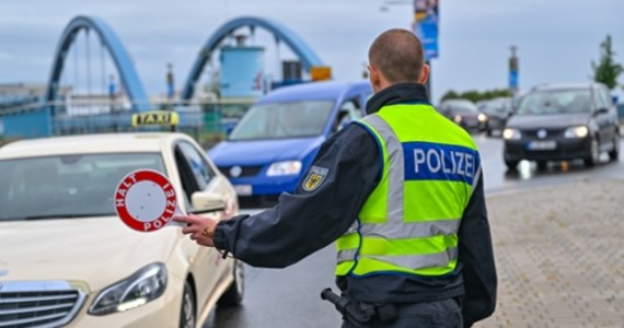 Sytuacja już jest dramatyczna, a może być jeszcze gorzej. Mieszkańcy Słubic narzekają na kontrole niemieckiej straży granicznej. Wyrywkowe sprawdzanie tego, kto wjeżdża na terytorium Niemiec generuje olbrzymie korki. Droga do pracy lub szkoły wydłuża się nawet o kilka godzin. 