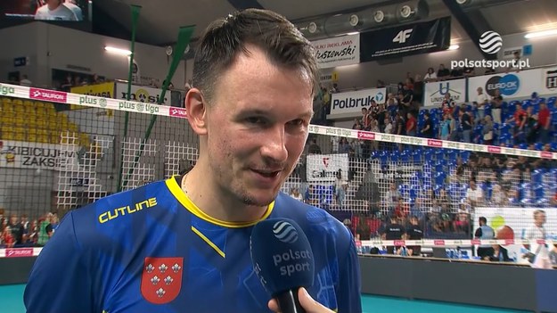 ZAKSA Kędzierzyn-Koźle wygrała 3:1 z PSG Stalą Nysa w meczu o Superpuchar Opolszczyzny, będący przy okazji spotkaniem z okazji 30-letnia kędzierzyńskiego klubu. - Sukcesy reprezentacji napędzają jeszcze większe zainteresowanie i siatkówka się nie nudzi. Od lat kibice są ze swoimi klubami, hale są wypełnione i to jest niesamowite. Nie można już mówić o modzie, bo moda by się skończyła po paru latach. Myślę, że trafiliśmy na idealny moment, żeby grać w Polsce w siatkówkę - powiedział Wojciech Włodarczyk, zawodnik PSG Stali, chwaląc atmosferę na trybunach.

