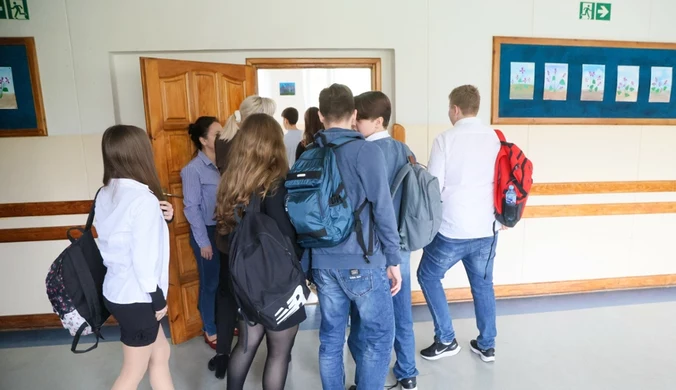 Szczepienia na HPV odbędą się w szkołach. Rozszerzono limity wieku