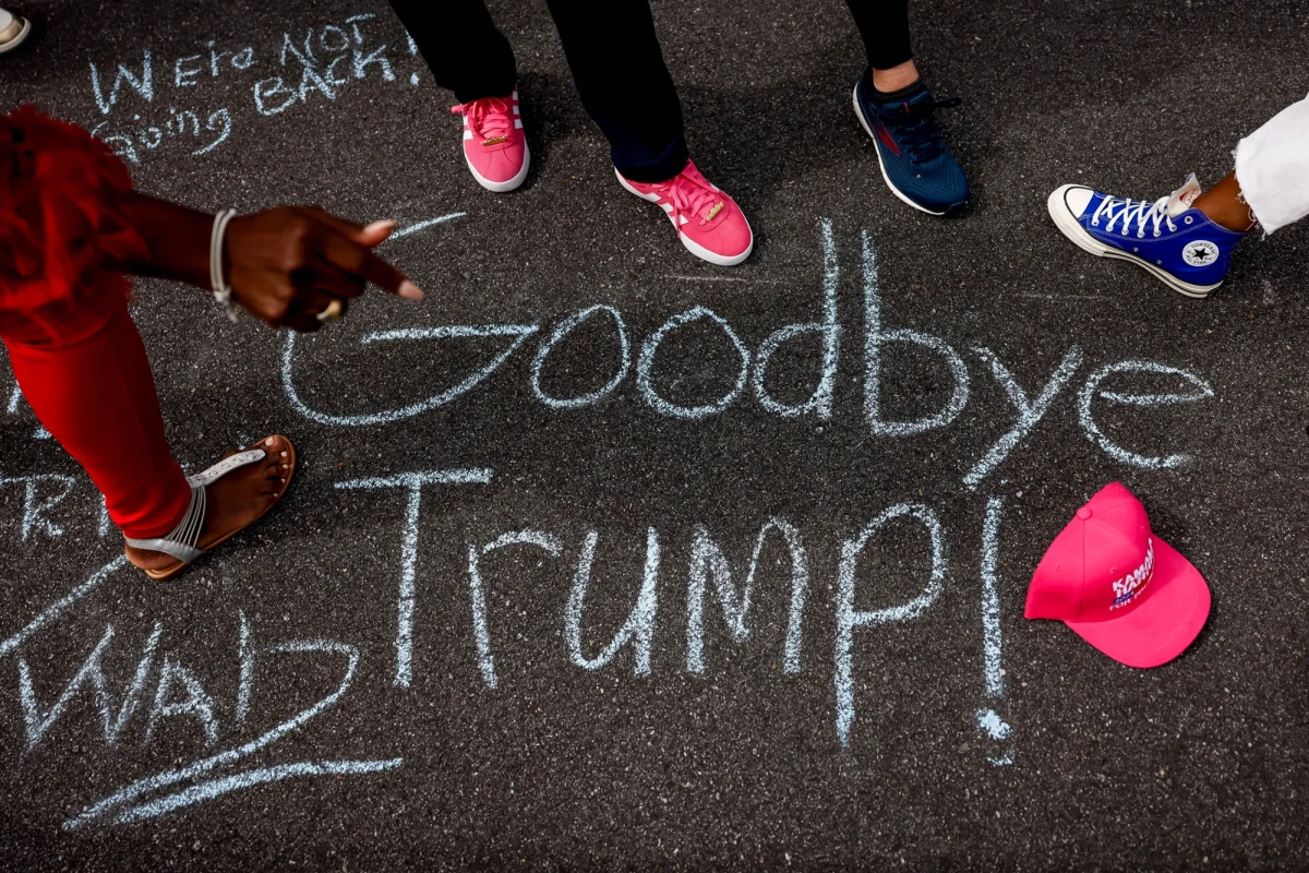 Kamala Harris zwiększyła po debacie swoją sondażową przewagę nad Trumpem do 5 punktów procentowych i wygrywa z nim stosunkiem 47-42 proc. - wynika z sondażu pracowni Ipsos dla agencji Reutera. Ostatnie analogiczne badanie Ipsos wskazywało na czteropunktową przewagę kandydatki demokratów.