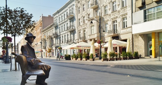 Pod hasłem "W ruch"  w Łodzi odbędą się urodziny Juliana Tuwima. Organizatorzy z Domu Literatury od piątku do niedzieli zaplanowali: spotkania, spacery, grę miejską i koncert.