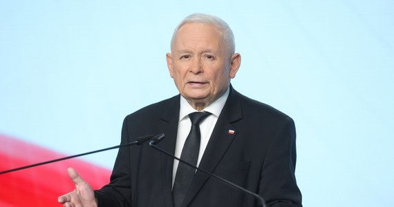 Nie mam prawa do wyrzucenia Ryszarda Czarneckiego z partii -  stwierdził prezes PiS Jarosław Kaczyński. Jeśli dotychczasowe informacje będą odpowiednio zweryfikowane, jeżeli się potwierdzą, to mamy sąd partyjny i on ma takie prawo - dodał.