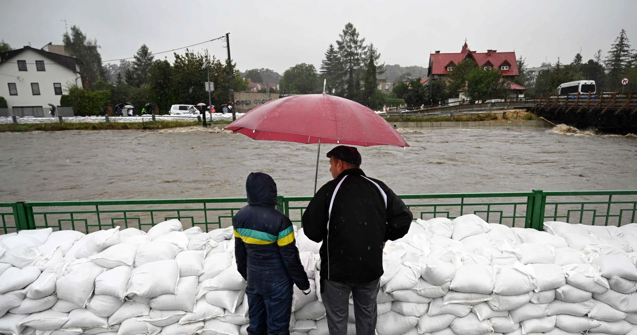 Powódź. Mosty na granicy polsko-czeskiej są nieprzejezdne