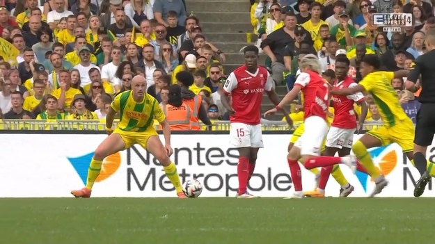 Skrót meczu FC Nantes - Stade de Reims.

Gole: 28. Augusto (Simon) – 34. Munetsi (Sangui), 90+1. Nakamura (Ito)
