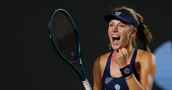 Magdalena Fręch została czwartą polską tenisistką, która zwyciężyła w turnieju z cyklu WTA Tour. W nocy z niedzieli na poniedziałek czasu polskiego pokonała Australijkę Olivię Gadecki 7:6 (7-5), 6:4 w finale imprezy w meksykańskiej Guadalajarze.