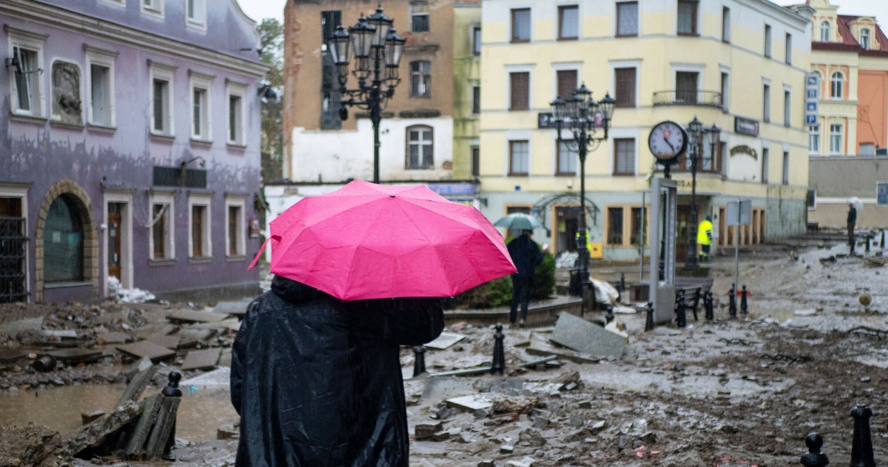 Sytuacja, popowodziowa, południowozachodniej, Polsce, budzi, wielkie, emocje, Marcin, Kierwiński, odpowiedział, część, zarzutów, Kierwiński odpowiedział na zarzuty ws. powodzi. Znaczące słowa