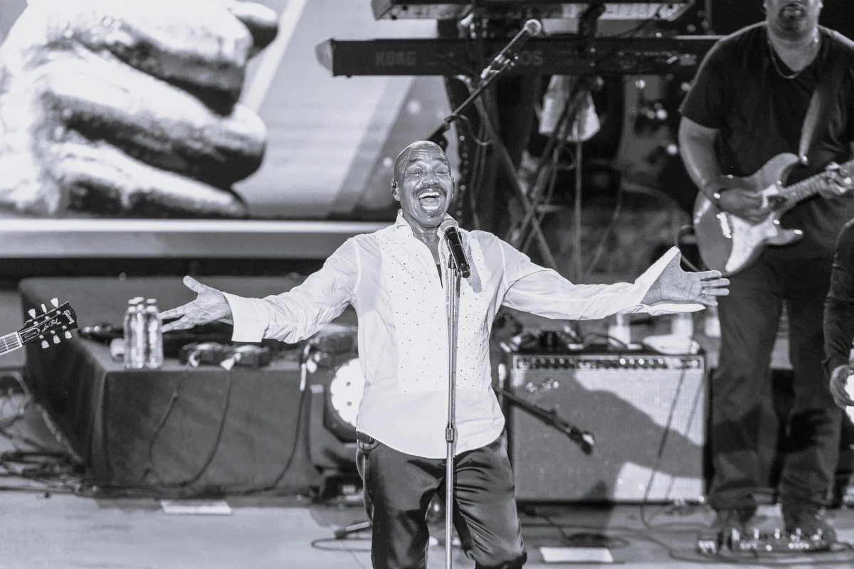 Członek słynnego rodzinnego zespołu The Jackson 5 oraz brat Michaela Jacksona i Janet Jackson – Tito Jackson nie żyje. Informację o śmierci piosenkarza przekazali jego synowie. Starszy brat Michaela Jacksona miał 70 lat. Prawdopodobną przyczyną śmierci był zawał serca.