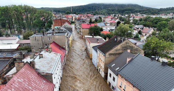 W Parlamencie Europejskim w Strasburgu ma się odbyć debata parlamentarna o pomocy dla powodzian w Europie. Wniosek w tej sprawie złożyły w poniedziałek m.in. grupy Socjalistów i Demokratów oraz Europejskich Konserwatystów i Reformatorów.