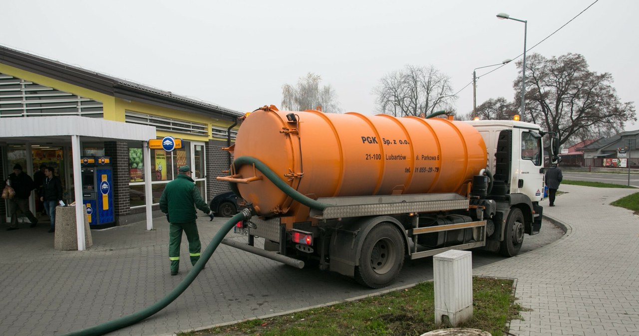 Problemy z szambami się nie kończą. Ministerstwo reaguje