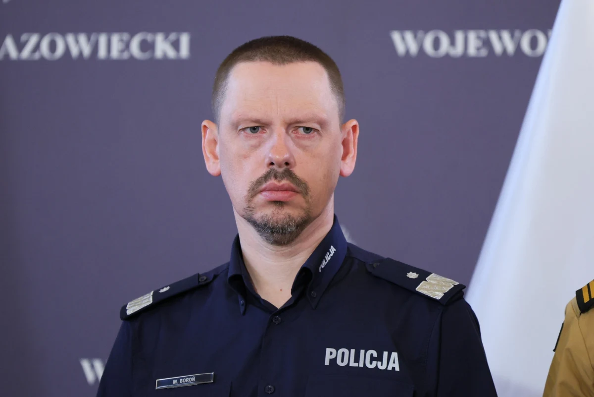 Prokuratura Okręgowa w Gliwicach we wtorek wszczęła śledztwo ws. wypadku z udziałem szefa polskiej policji Marka Boronia. Samochód, którym jechał do Głuchołaz dachował na autostradzie A1. 