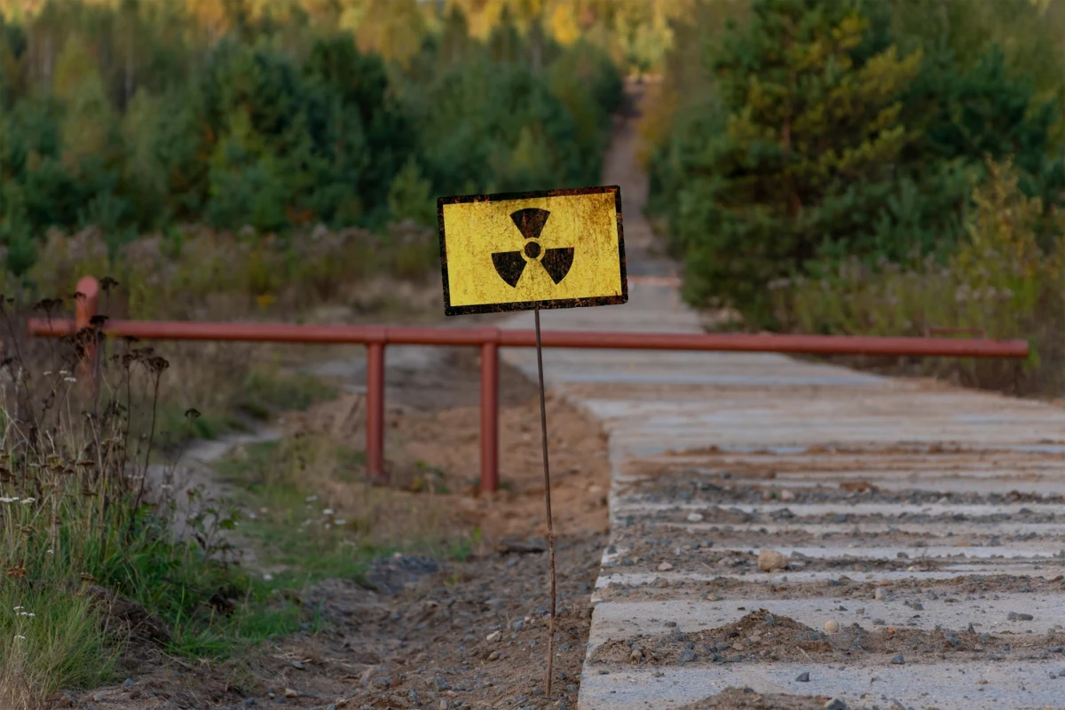 Urządzenia pomiarowe w ośrodku na górze Viksjofell, na granicy Norwegii z Rosją, wykryły ślady radioaktywnego cezu 137 niewiadomego pochodzenia - poinformował norweski portal The Barents Observer, powołując się na informacje uzyskane w norweskiej agencji bezpieczeństwa nuklearnego (DSA). Nie wykryto innych izotopów.