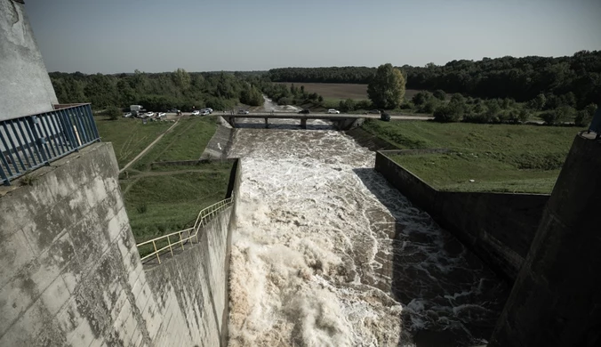 Sprzeczne informacje o zbiorniku Mietków. "Nie potwierdzamy pęknięcia"