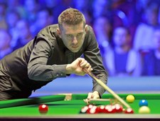 Snooker: Turniej International Championship - mecz półfinałowy