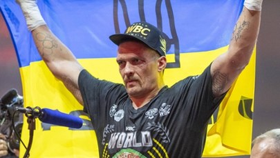 Ołeksandr Usyk na krótko zatrzymany na lotnisku w Krakowie