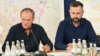 Premier apeluje do władz i służb: Przekazujmy informacje w 100 proc. sprawdzone