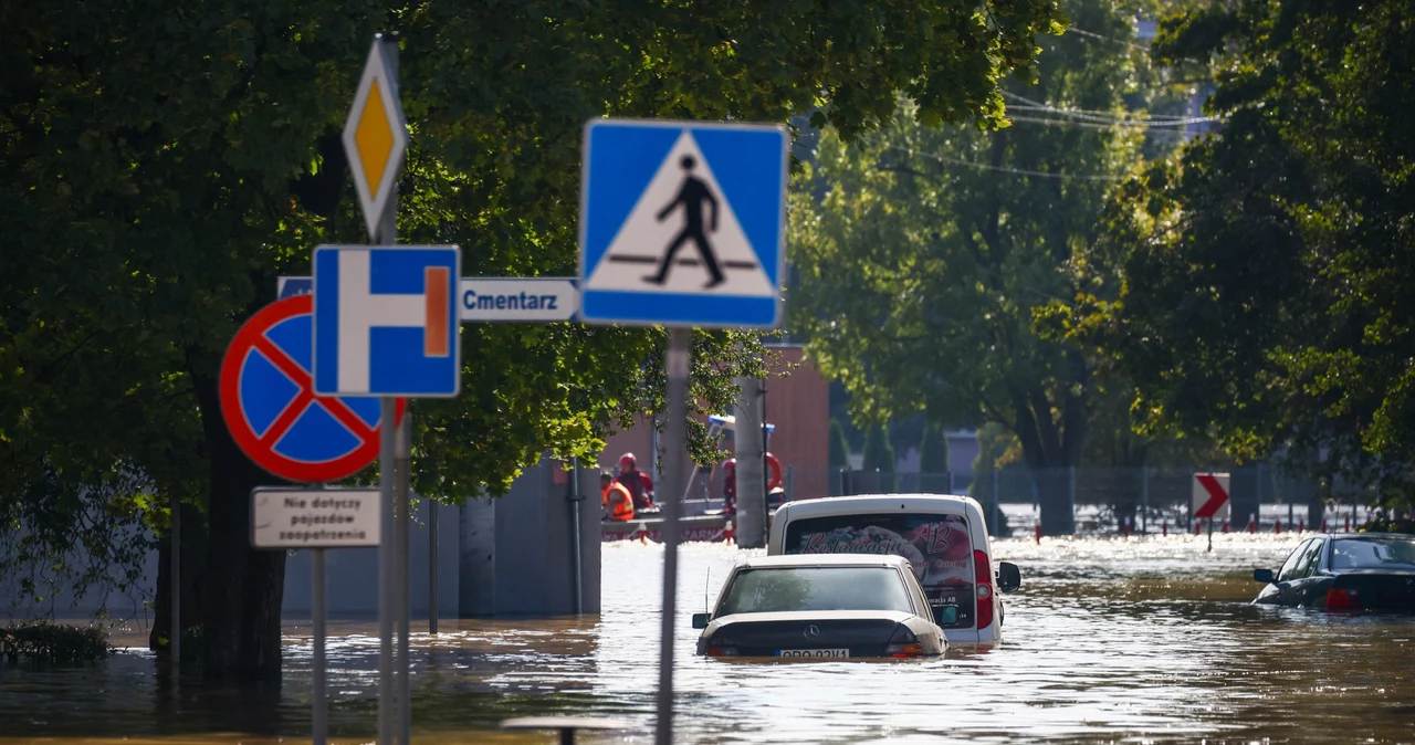 Lewin Brzeski. Powódź zalała miasto