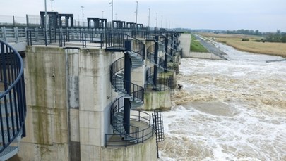 Optymistyczne informacje. Zmniejsza się ilość wody w zbiorniku Racibórz