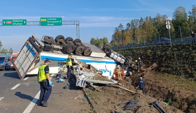 Tragiczny wypadek na S7. Trzy osoby nie żyją