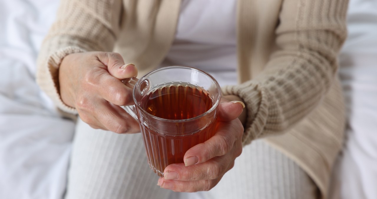 Zerwij podczas spaceru i zaparz pyszną herbatę. Pozwoli ci szybciej zasnąć i rozświetli skórę